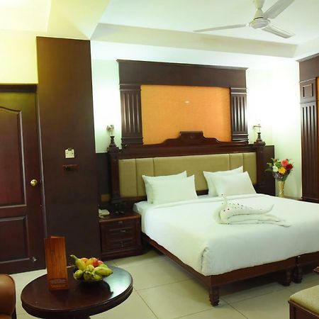 Chendhoor Residency Hotel Tiruchirappalli Ngoại thất bức ảnh