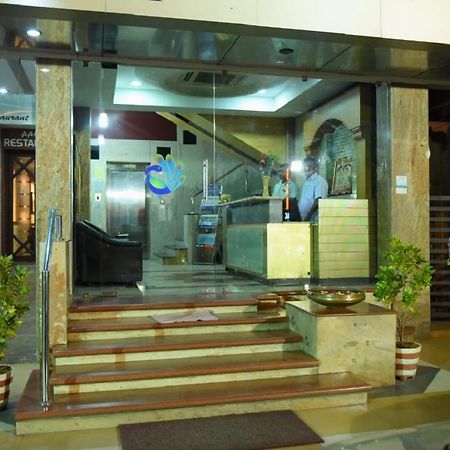 Chendhoor Residency Hotel Tiruchirappalli Ngoại thất bức ảnh