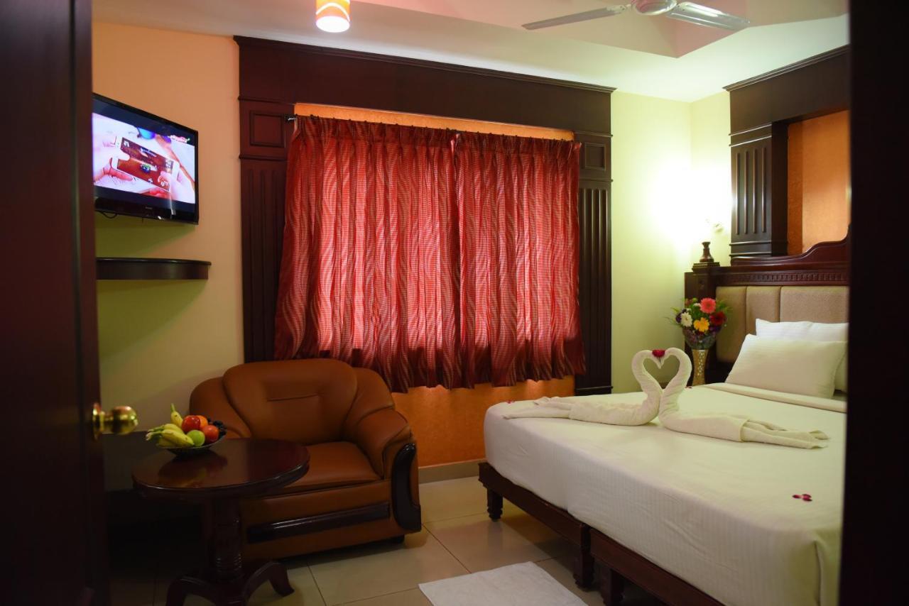 Chendhoor Residency Hotel Tiruchirappalli Ngoại thất bức ảnh
