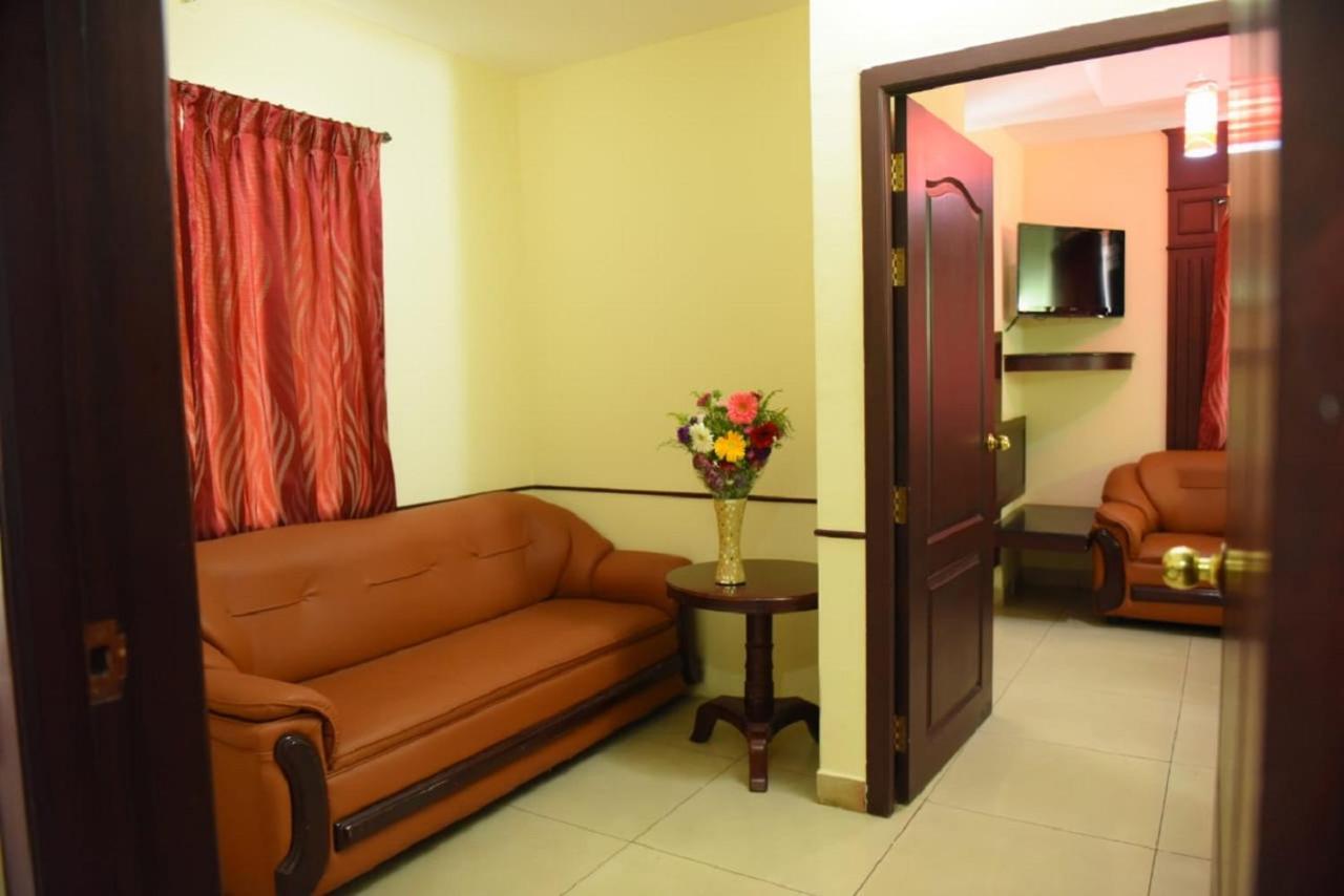 Chendhoor Residency Hotel Tiruchirappalli Ngoại thất bức ảnh